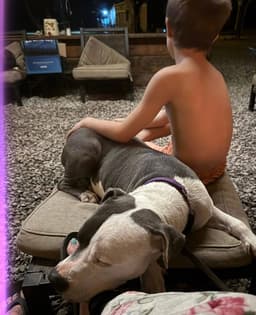 Galiano- Loves Kids image 4